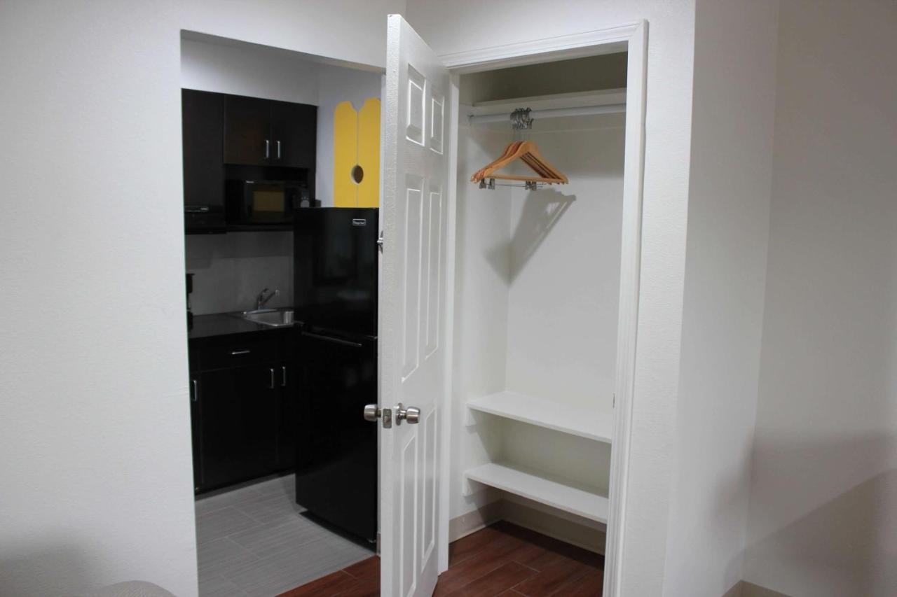 Studio 6-Houston, Tx - East Екстер'єр фото